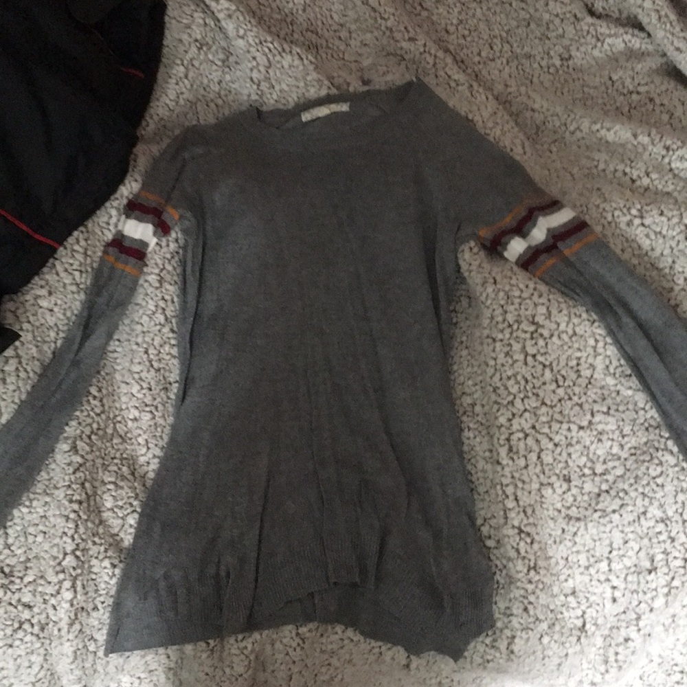 Women’s XS Pink Republic Sweater